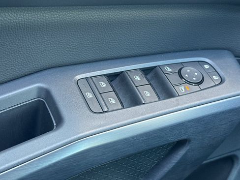 Certified 2025 Nissan Pathfinder Rock Creek AWD/4WD image 12