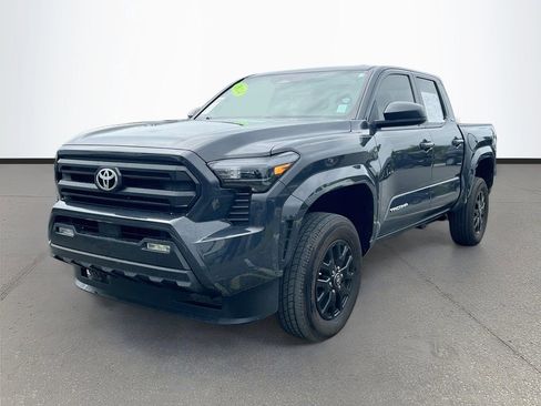 Used 2024 Toyota Tacoma SR5 AWD/4WD image 3