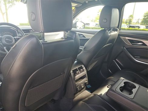Used 2025 Jaguar F-PACE R-Dynamic S image 10