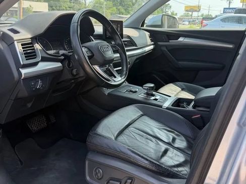 Used 2018 Audi Q5 2.0T Premium w/ Convenience Package AWD/4WD image 12