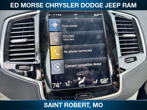 Used 2022 Volvo XC90 T6 Momentum w/ Advanced Package image 16