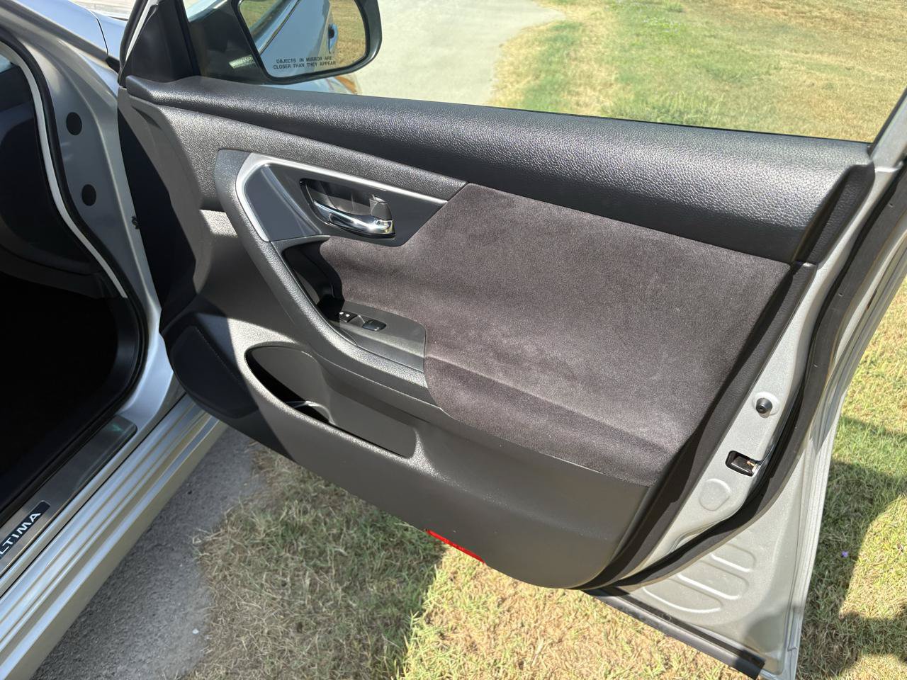 Used 2013 Nissan Altima 2.5 SV FWD image 44