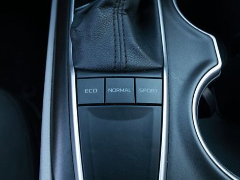 Used 2024 Toyota Camry LE image 19