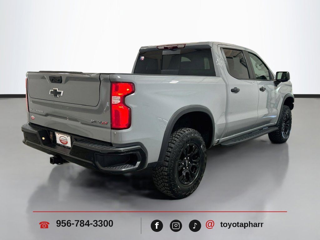 Used 2025 Chevrolet Silverado 1500 ZR2 w/ Technology Package AWD/4WD image 4
