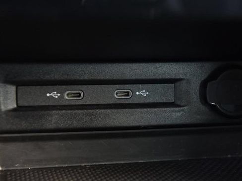 Certified 2025 Volkswagen Taos S FWD image 15