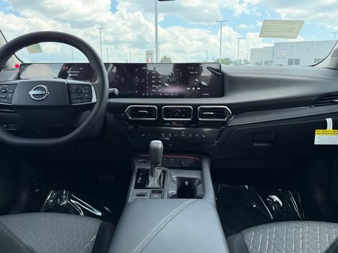 New 2026 Nissan Sentra SV w/ SV Convenience Package FWD image 17