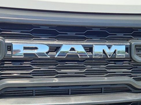 Used 2026 RAM ProMaster 2500 w/ Convenience Group FWD image 28