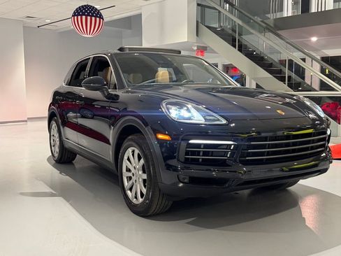 Used 2023 Porsche Cayenne image 7
