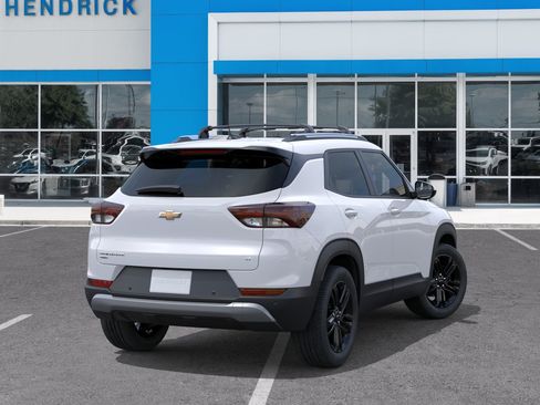 New 2026 Chevrolet TrailBlazer LT w/ Midnight Edition AWD/4WD image 6