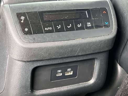 Certified 2022 Nissan Pathfinder SL AWD/4WD image 14