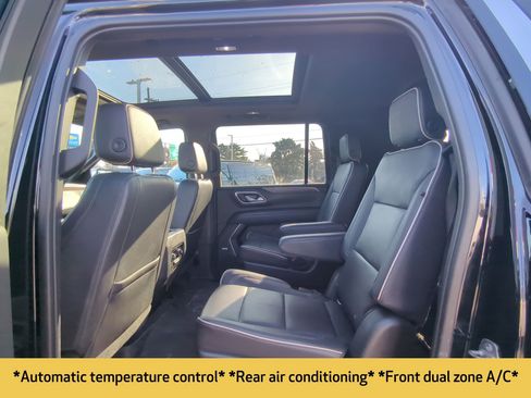 Used 2021 Chevrolet Suburban Premier w/ Premium Package image 13