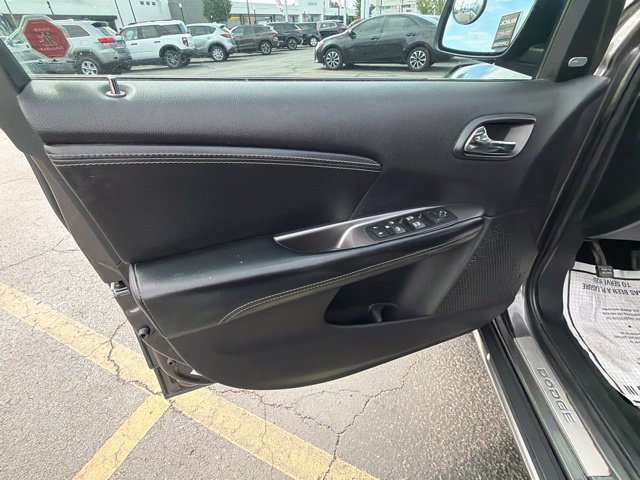 Used 2016 Dodge Journey Crossroad w/ Rear Seat Video Group AWD/4WD image 28
