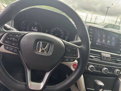 Used 2021 Honda Accord EX-L image 11