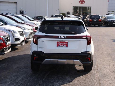 Used 2026 Kia Seltos S FWD image 7