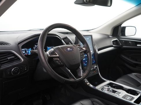 Used 2022 Ford Edge Titanium w/ Equipment Group 301A image 16