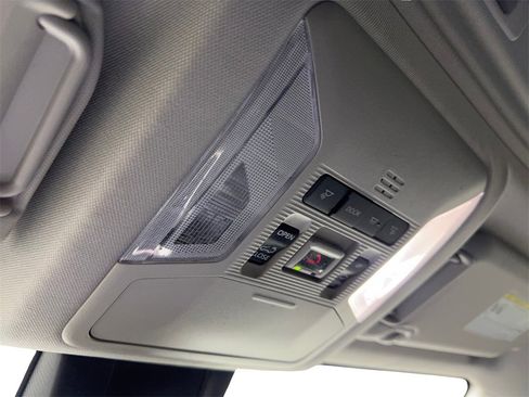 Used 2024 Toyota RAV4 XLE Premium image 74