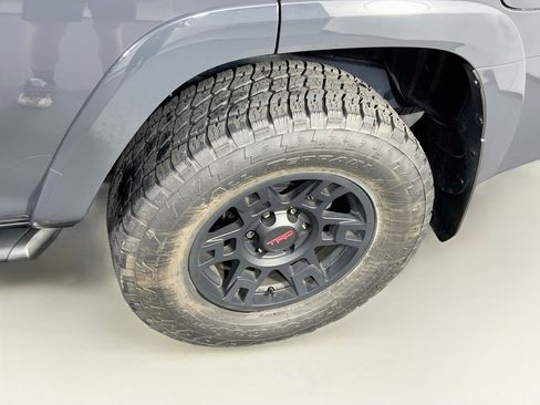 Used 2024 Toyota 4Runner TRD Pro AWD/4WD image 31