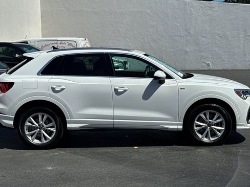 Used 2024 Audi Q3 2.0T Premium AWD/4WD image 8
