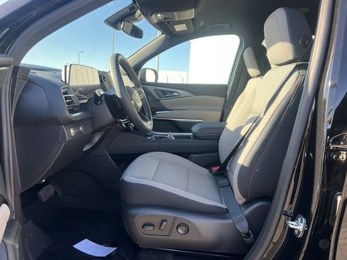 New 2026 Chevrolet Traverse LT image 4