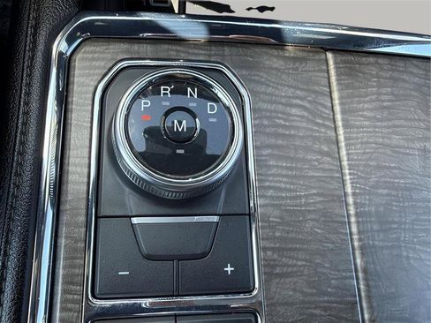 Used 2019 Ford Expedition Max Limited AWD/4WD image 46