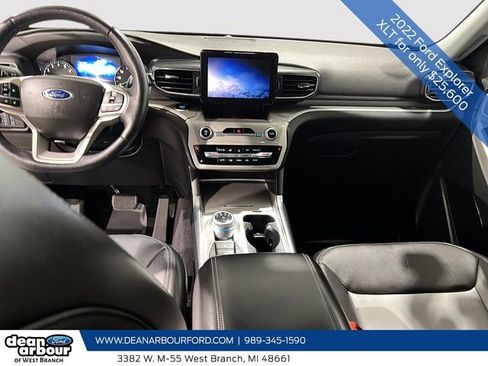 Used 2022 Ford Explorer XLT w/ Equipment Group 202A image 11