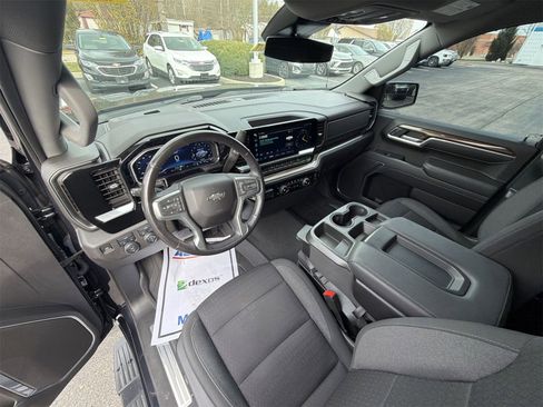 Used 2022 Chevrolet Silverado 1500 RST w/ Protection Package image 18