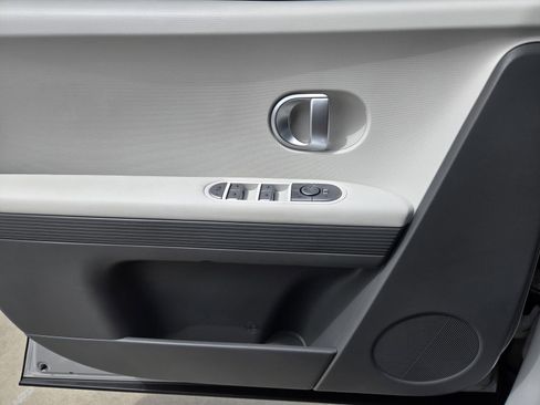 Used 2024 Hyundai Ioniq 5 SEL RWD image 20