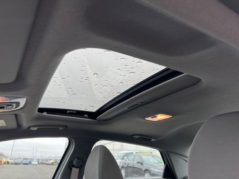 Used 2025 Hyundai Elantra SEL image 29