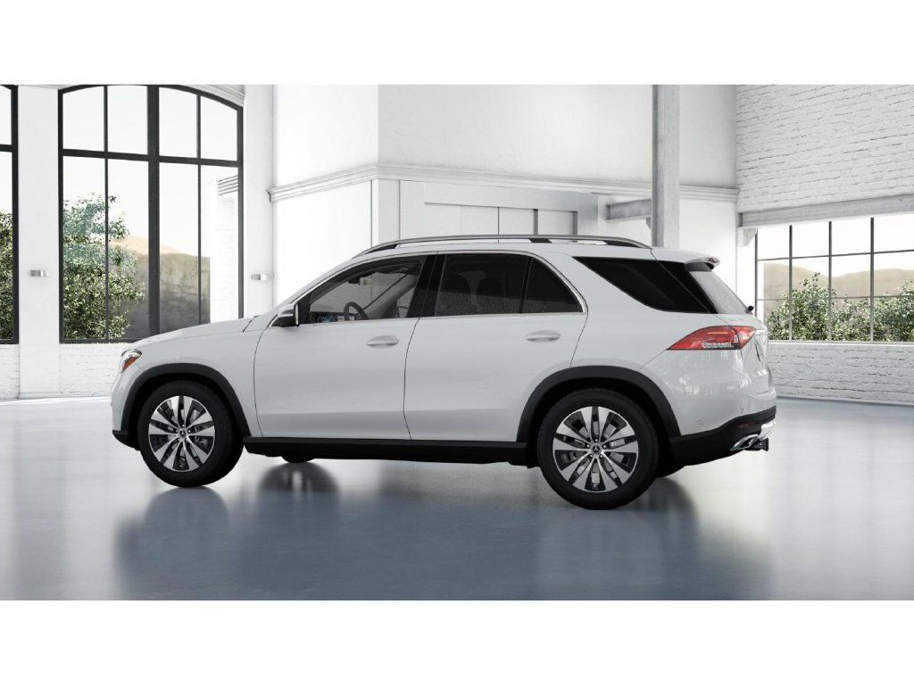 Certified 2025 Mercedes-Benz GLE 350 4MATIC image 32