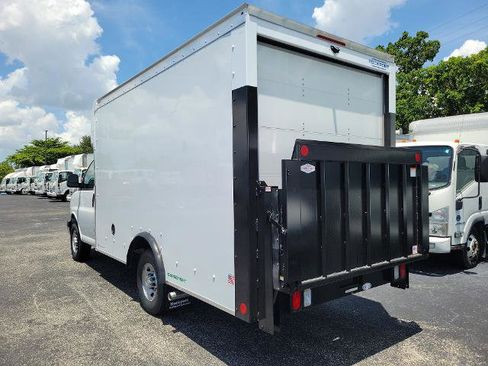 New 2025 Chevrolet Express 3500 w/ Power Convenience Package image 4