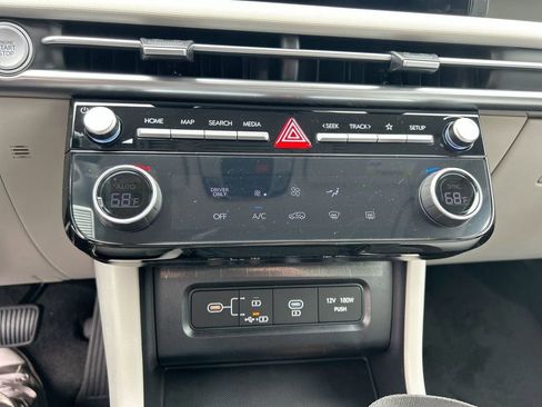 New 2026 Hyundai Tucson Blue SE image 25