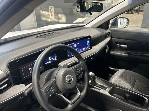 New 2026 Nissan Kicks SV w/ SV Premium Package AWD/4WD image 2