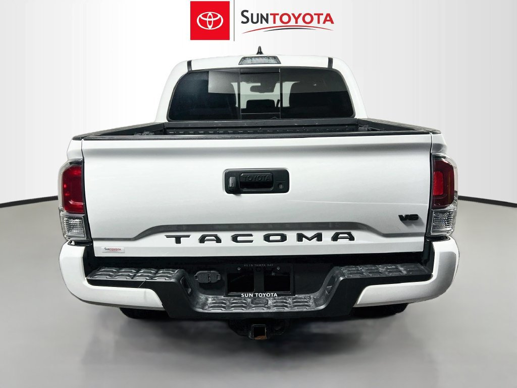 Used 2020 Toyota Tacoma TRD Sport RWD image 5