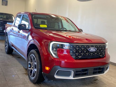 New 2026 Ford Maverick Lariat image 2