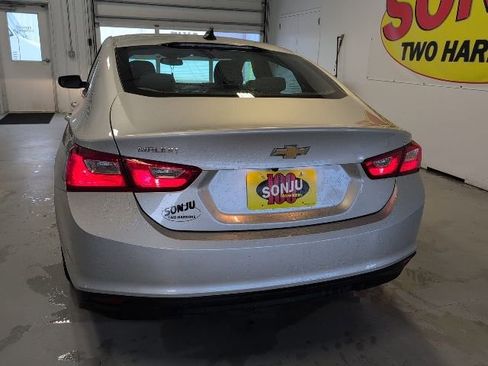 Certified 2022 Chevrolet Malibu LS image 31