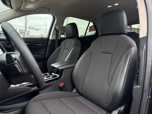 Used 2023 Buick Envision Preferred image 16
