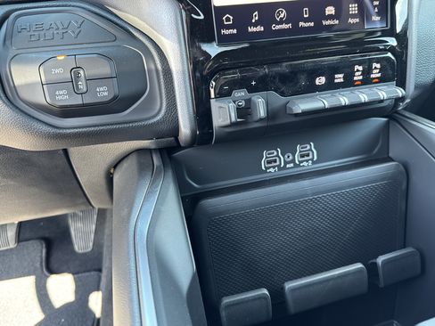 New 2026 RAM 3500 Big Horn AWD/4WD image 29