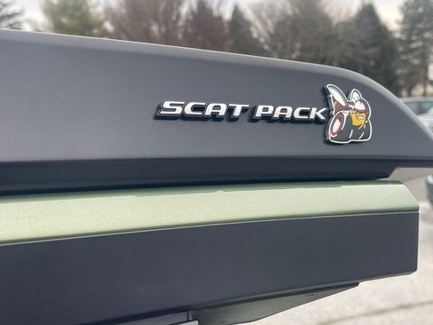 Used 2022 Dodge Challenger R/T Scat Pack image 15