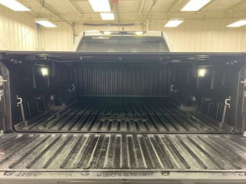 Used 2024 Toyota Tundra Platinum AWD/4WD image 24