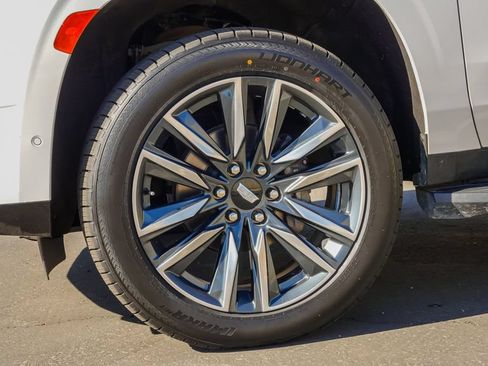 Used 2021 Cadillac Escalade Sport Platinum AWD/4WD image 7