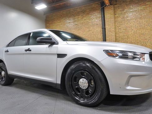 Used 2015 Ford Taurus Police Interceptor AWD image 8