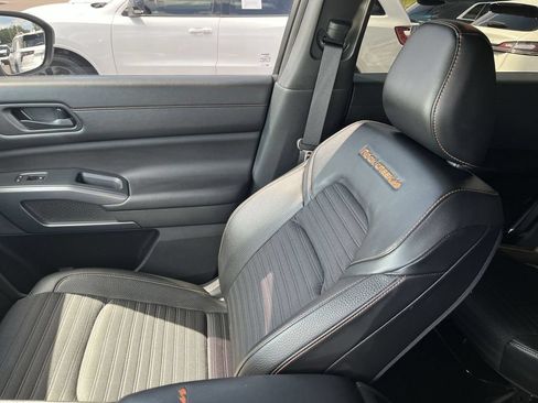 Used 2024 Nissan Pathfinder Rock Creek AWD/4WD image 23