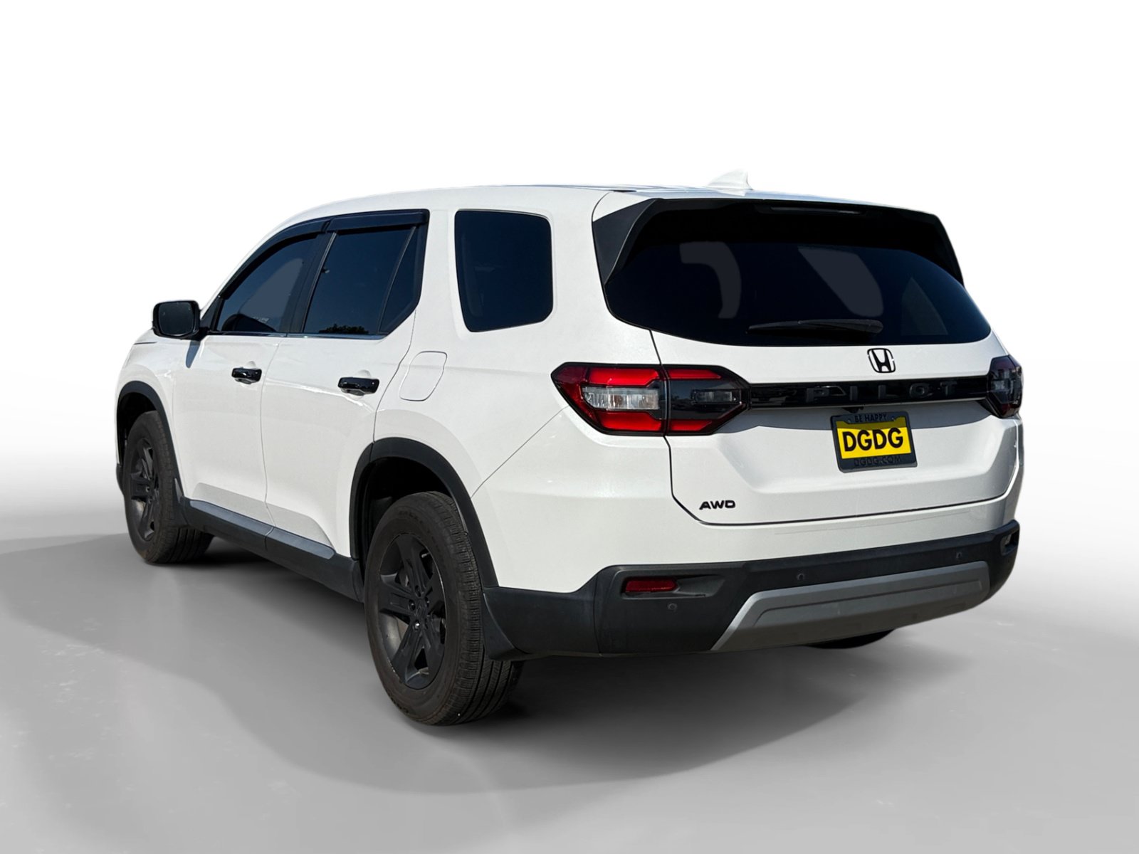 Used 2025 Honda Pilot EX-L image 3