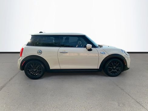 Used 2020 MINI Cooper S image 8