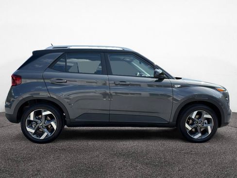 New 2026 Hyundai Venue SEL FWD image 8