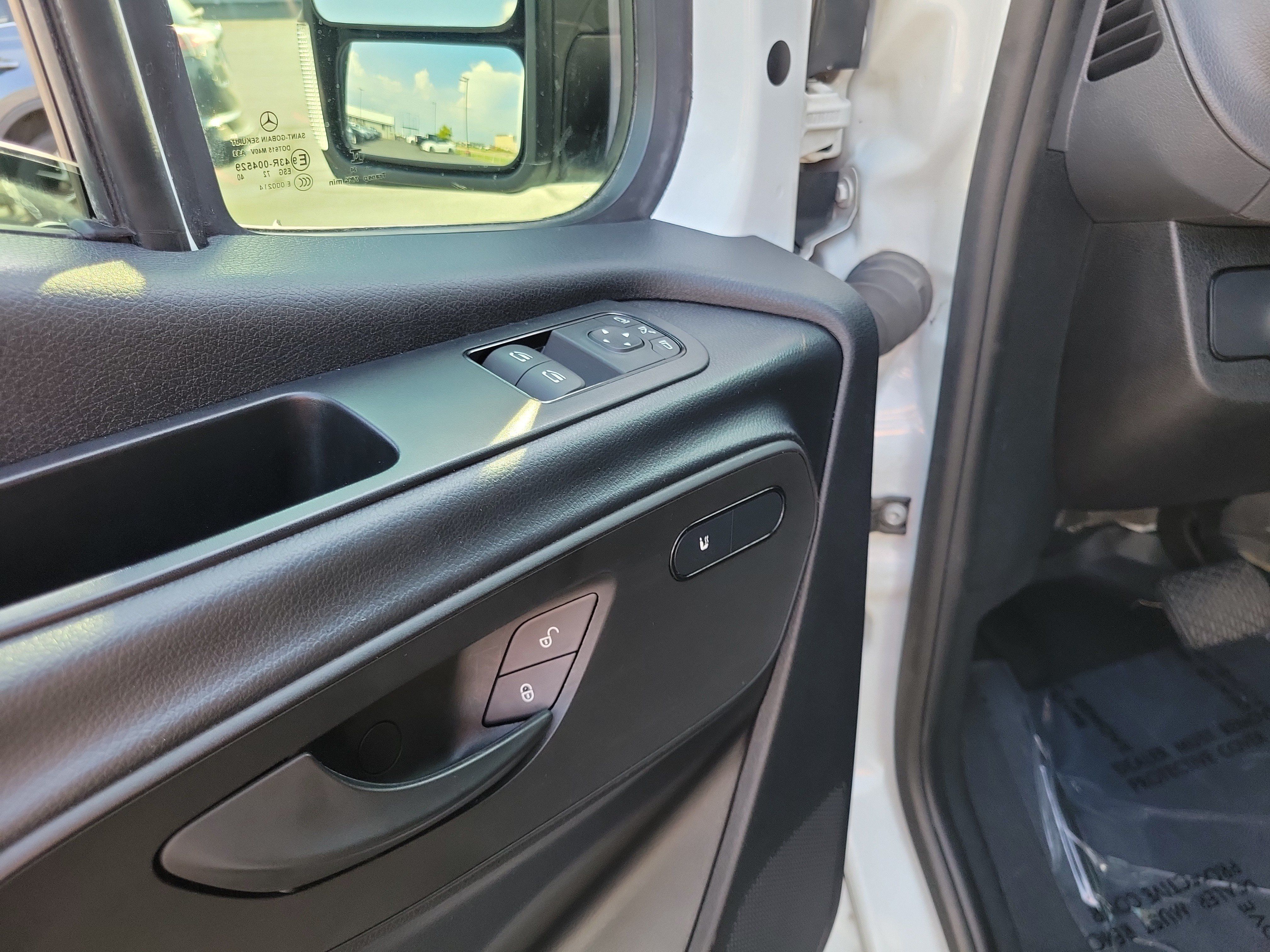 Used 2024 Mercedes-Benz Sprinter 2500 image 20