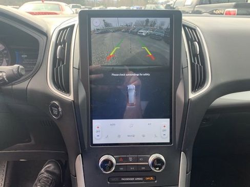 Used 2024 Ford Edge SEL image 30