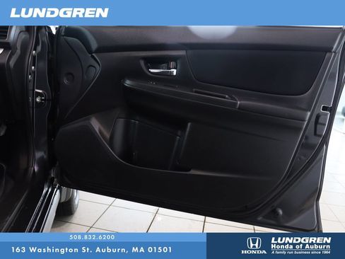 Used 2013 Subaru Crosstrek 2.0i Premium AWD/4WD image 14