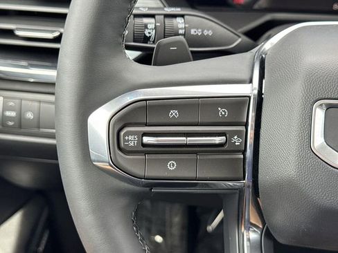 New 2026 GMC Acadia Elevation FWD image 9