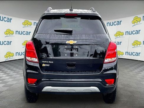 Used 2022 Chevrolet Trax LT w/ LT Convenience Package AWD/4WD image 5